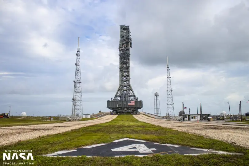 NASA’s ML-1 Completes Testing at LC-39B ahead of SLS Stacking