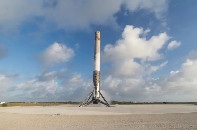 SpaceX static fire flight-proven booster for SES-16/GovSat1 mission