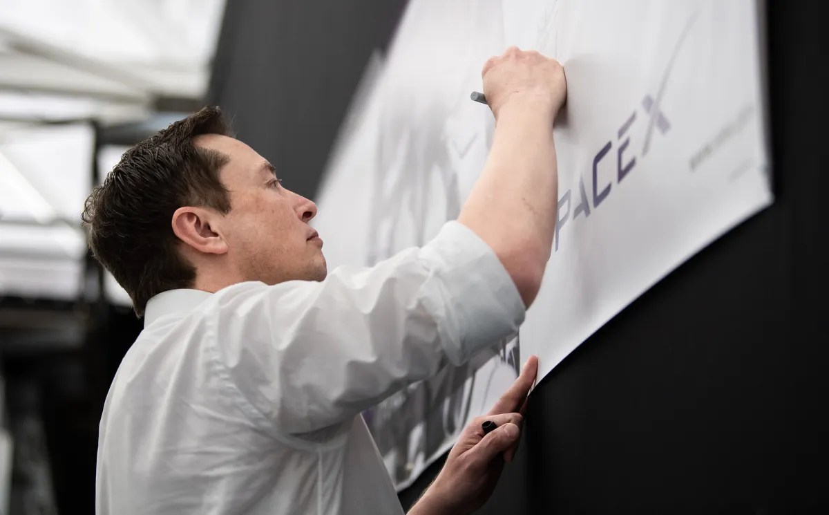 National Labor Relations Board Pursues Complaint Against SpaceX Over Employee Firings