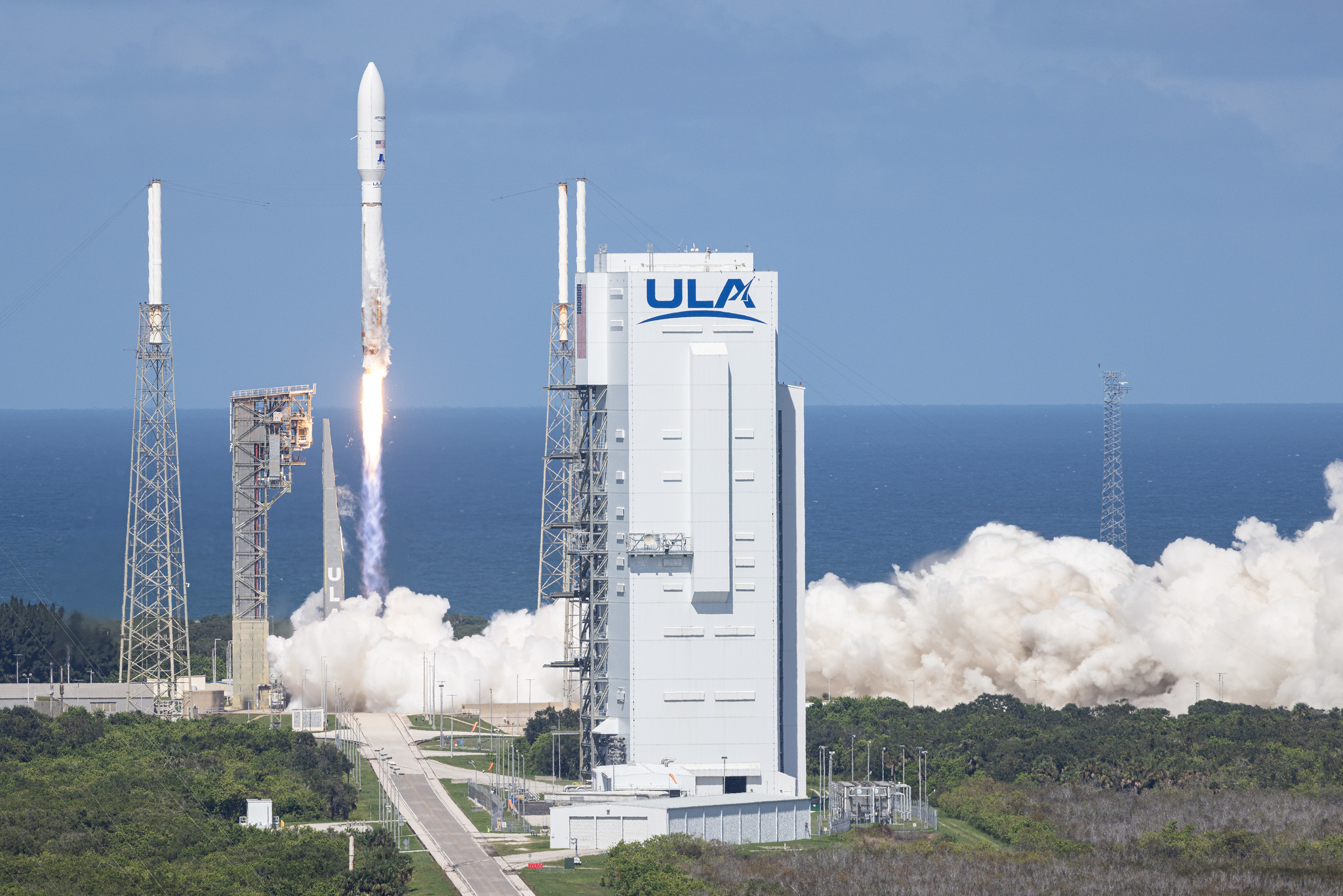 Atlas V rocket completes on-target orbital delivery for Amazon