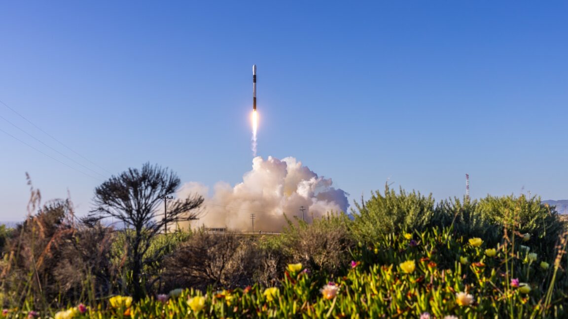 Rocket Report: Pentagon needs more missile interceptors; Artemis II clears review