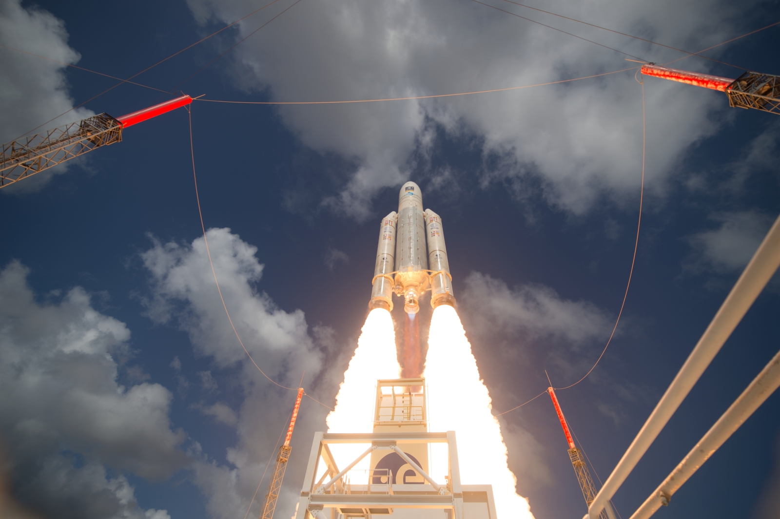Europe’s Ariane 5 rocket to make its final launch this evening [Updated]