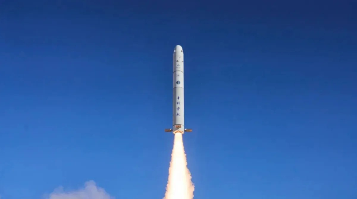 CAS Space Tests Suborbital Vehicle for Space Tourism and Microgravity Research