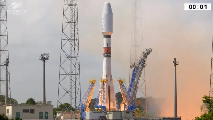 Arianespace, with Russian Soyuz, launches CSO-2 French military satellite