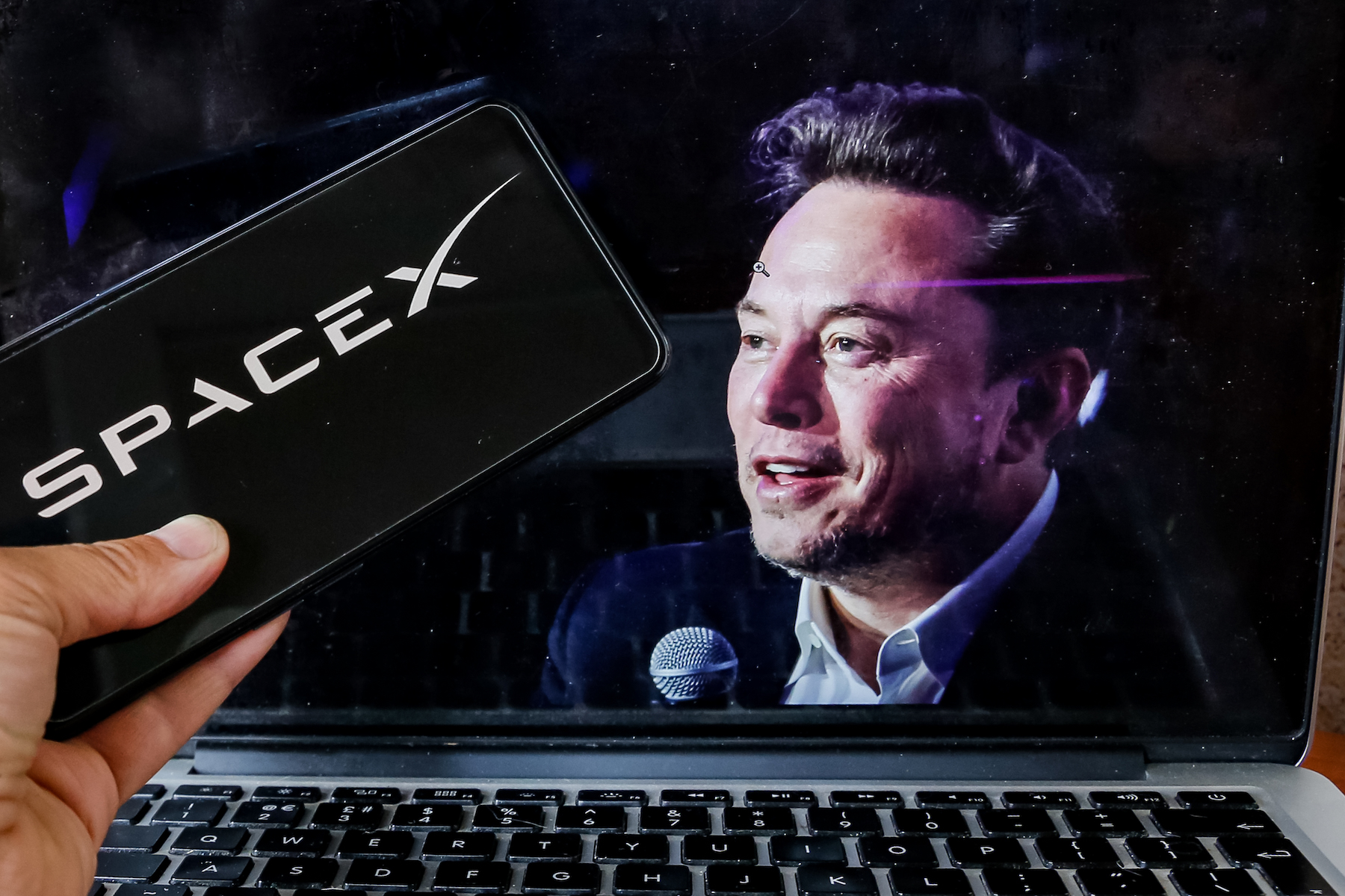 The war of words between SpaceX and the FAA keeps escalating