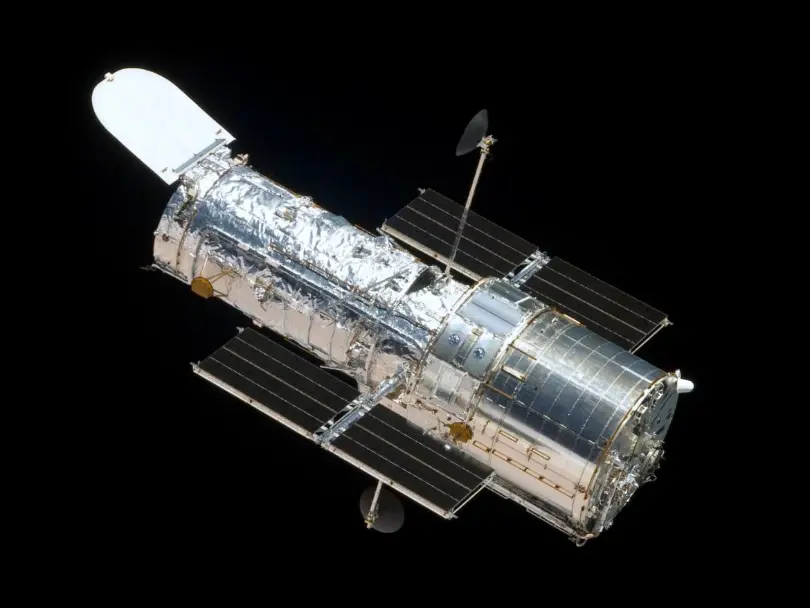 Missing dark matter & shadows from a black hole, Hubble continues to unlock cosmic mysteries