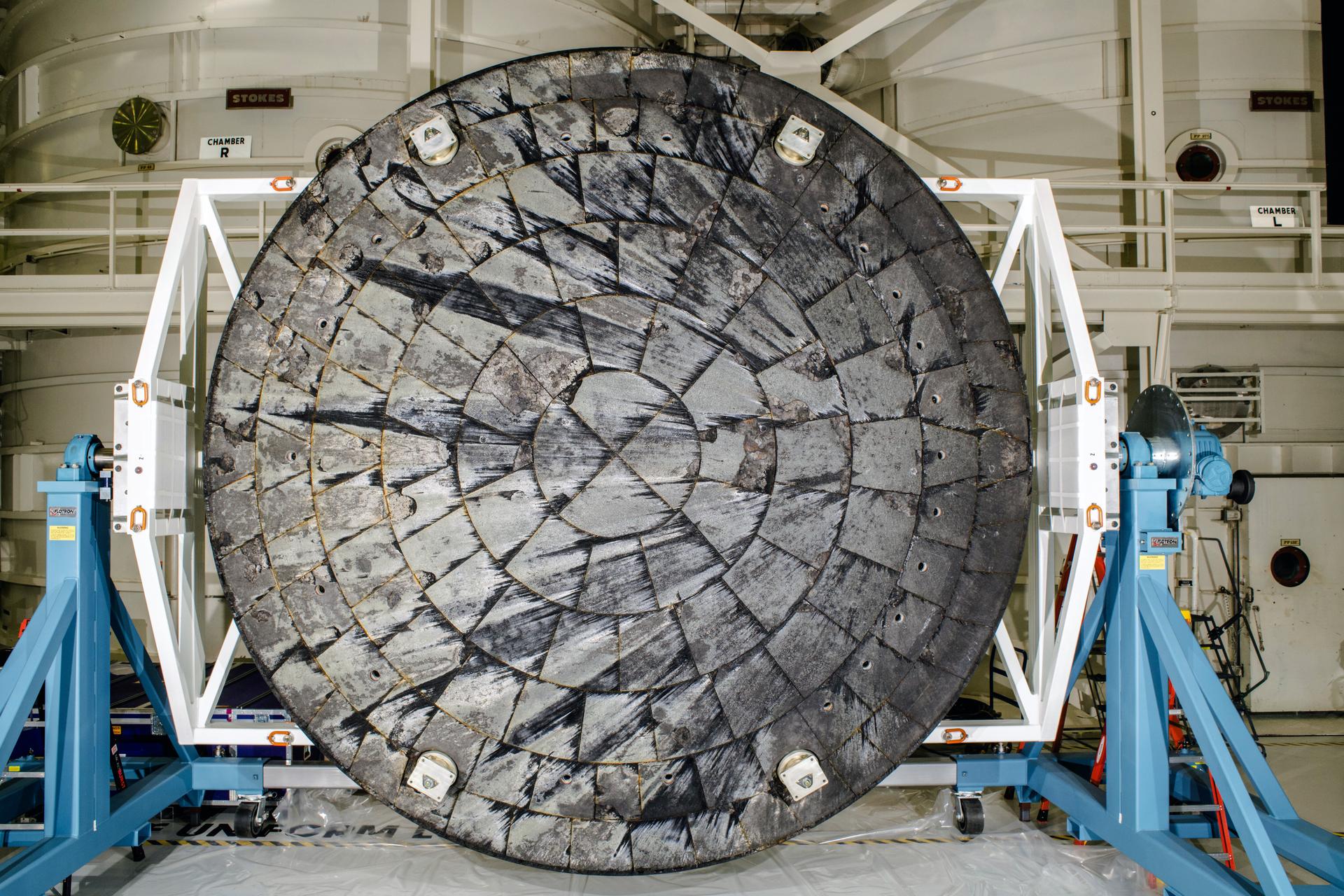 Is Orion’s heat shield really safe? New NASA chief conducts final review on eve of flight.