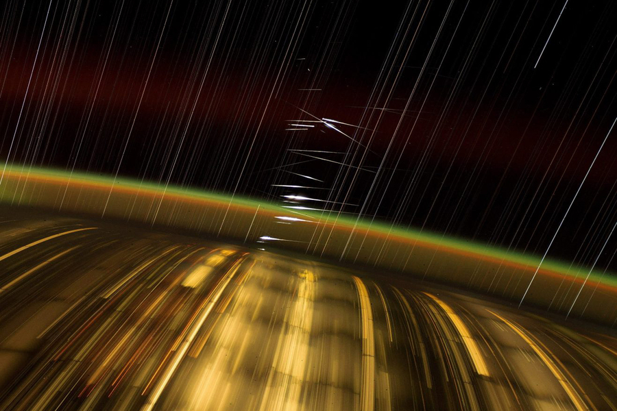 Industry Groups Press FCC to Ease Spectrum Limits on LEO Satellites