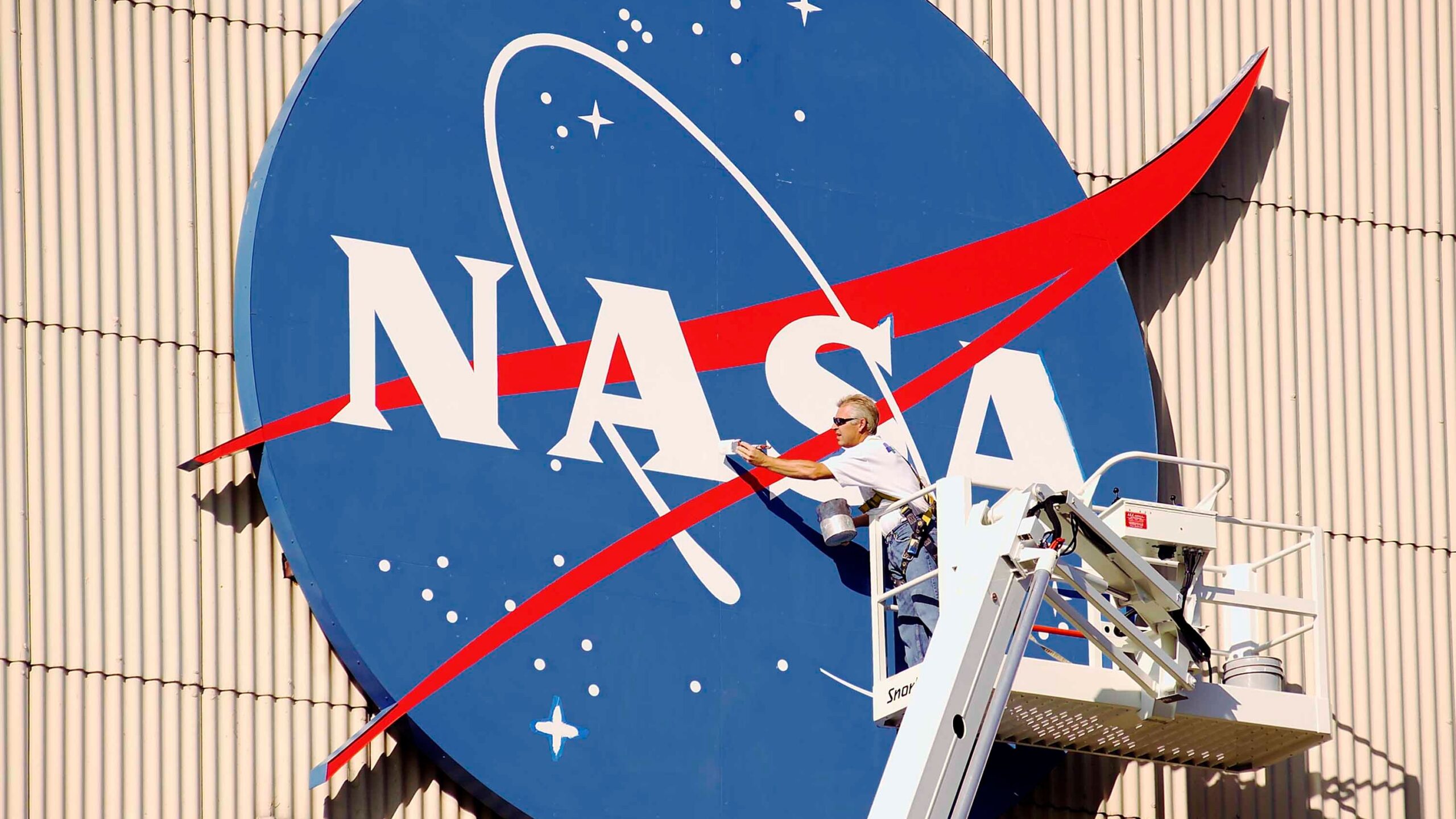 NASA to End Funding for Independent Planetary Science Advisory Groups