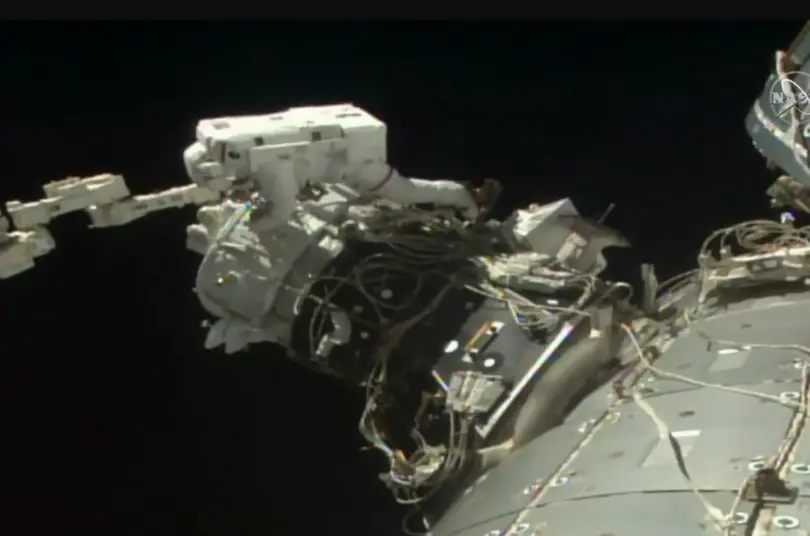 EVA-55 installs second IDA to allow for additional commercial crew vehicle options