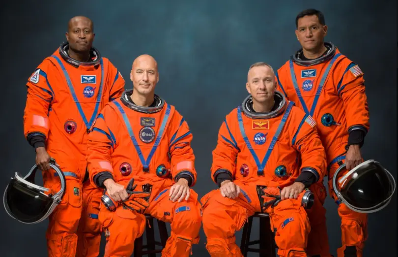 Artemis III Crew Named: Veteran Astronauts to test Lunar Landers in LEO