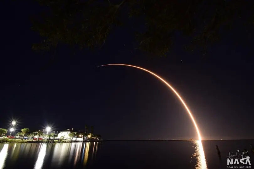 SpaceX kick-starts global 2020 launch year with Starlink mission