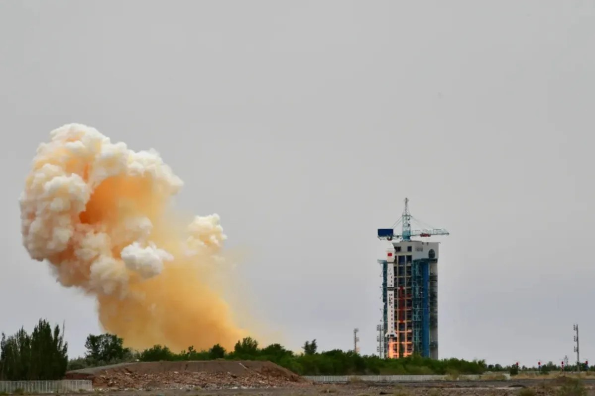 China Conducts Ninth Orbital Launch of May, Deploying Secretive Shijian-26 Satellite