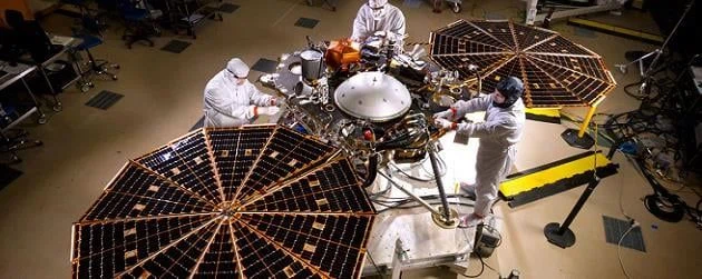 InSight Mars Lander completes assembly ahead of 2016 launch
