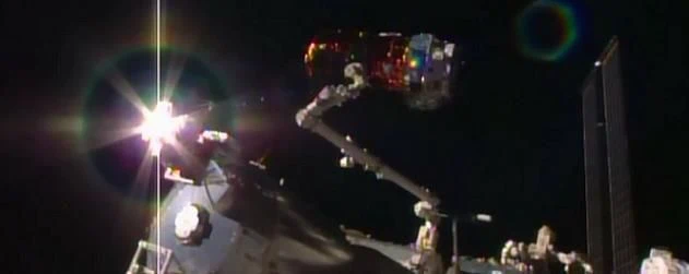 HTV-5 arrives at the ISS following successful berthing