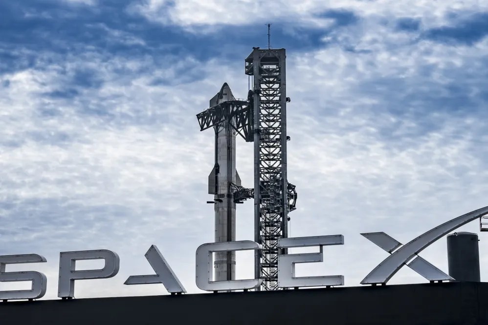 SpaceX Seeks U.S. Approval to Launch Up to One Million Satellites for Orbital AI Data Centres