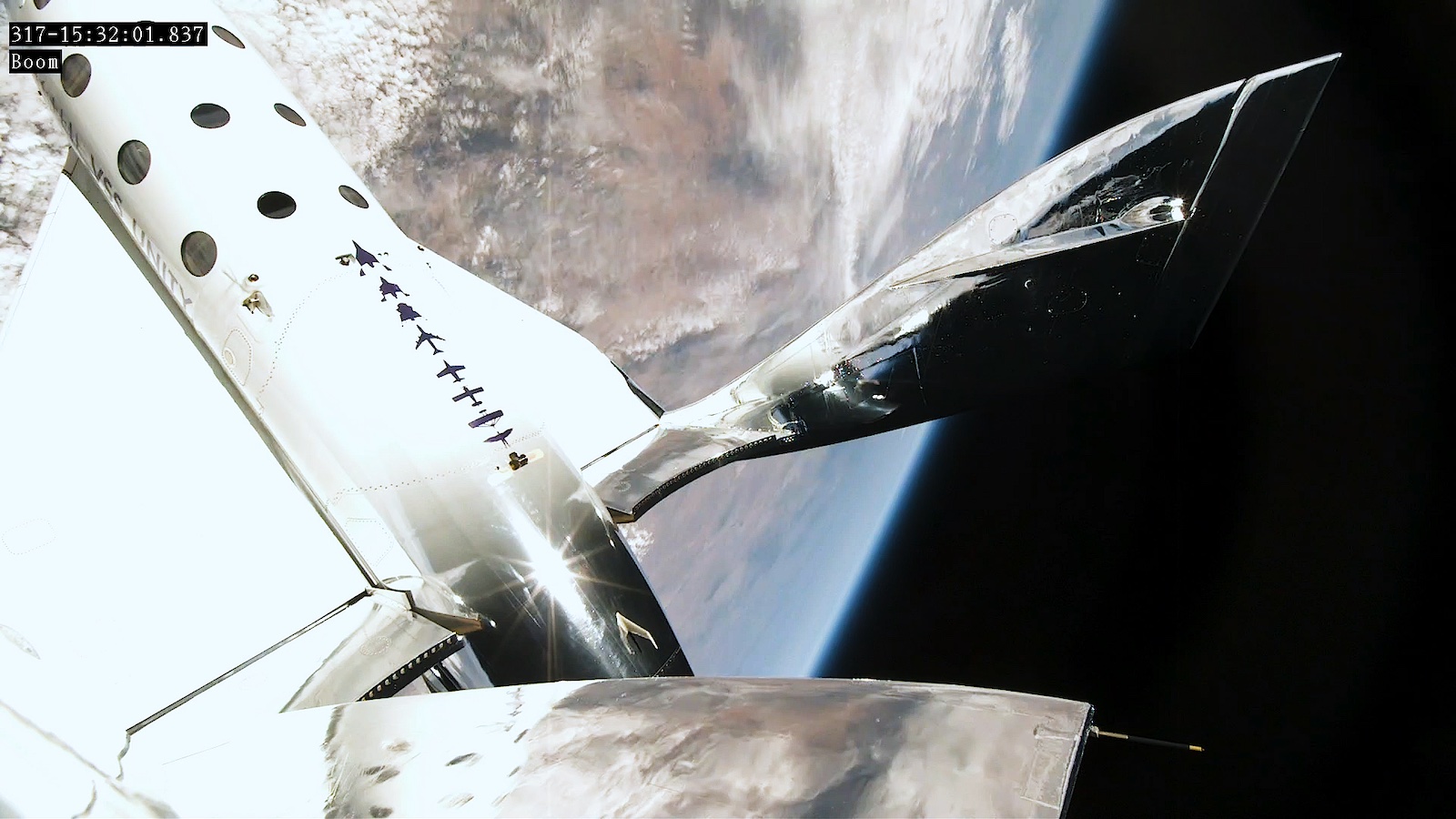 Branson’s Virgin Galactic flies its first commercial mission