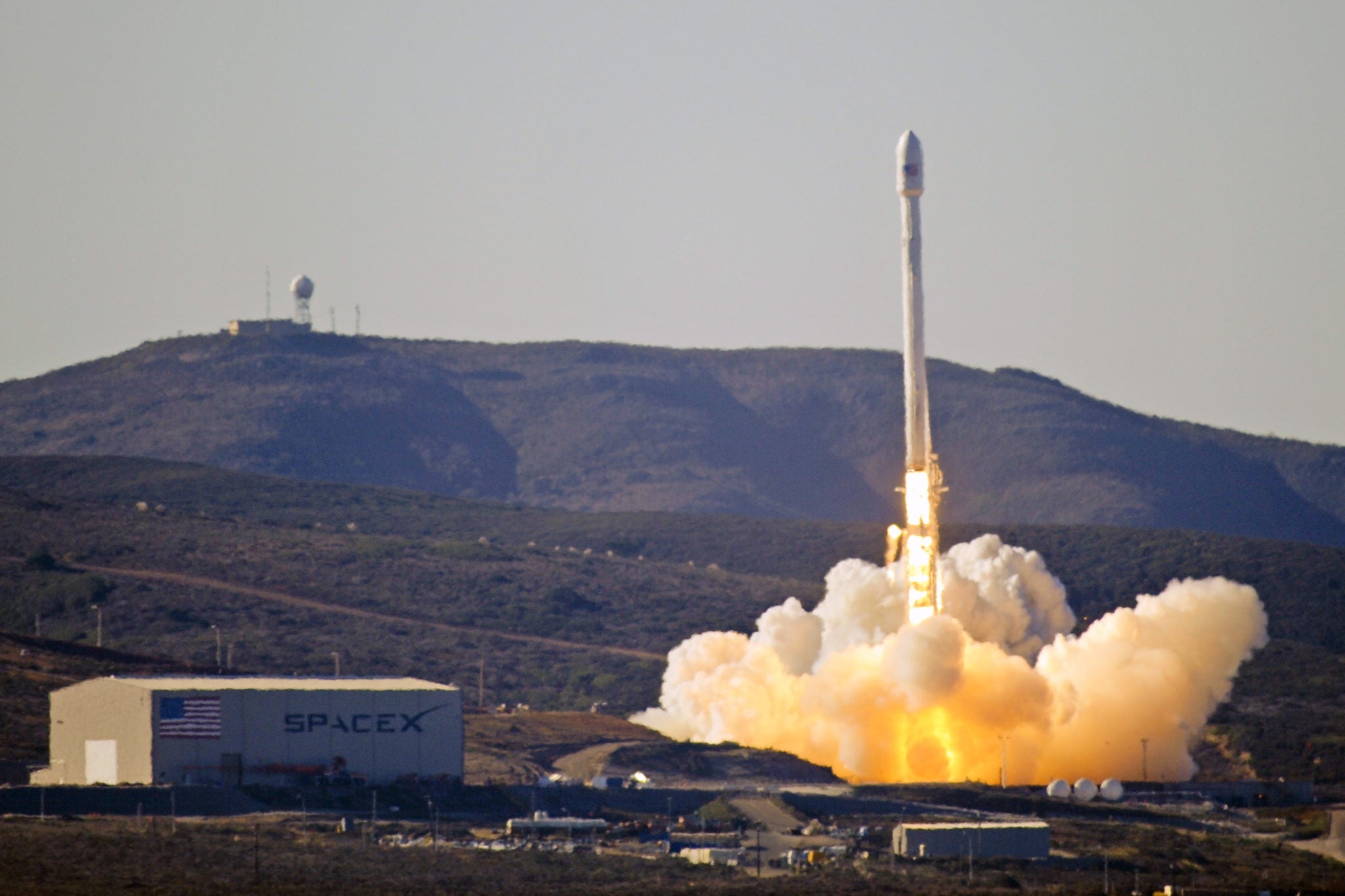 US Air Force Certifies Falcon 9 for National Security Launches