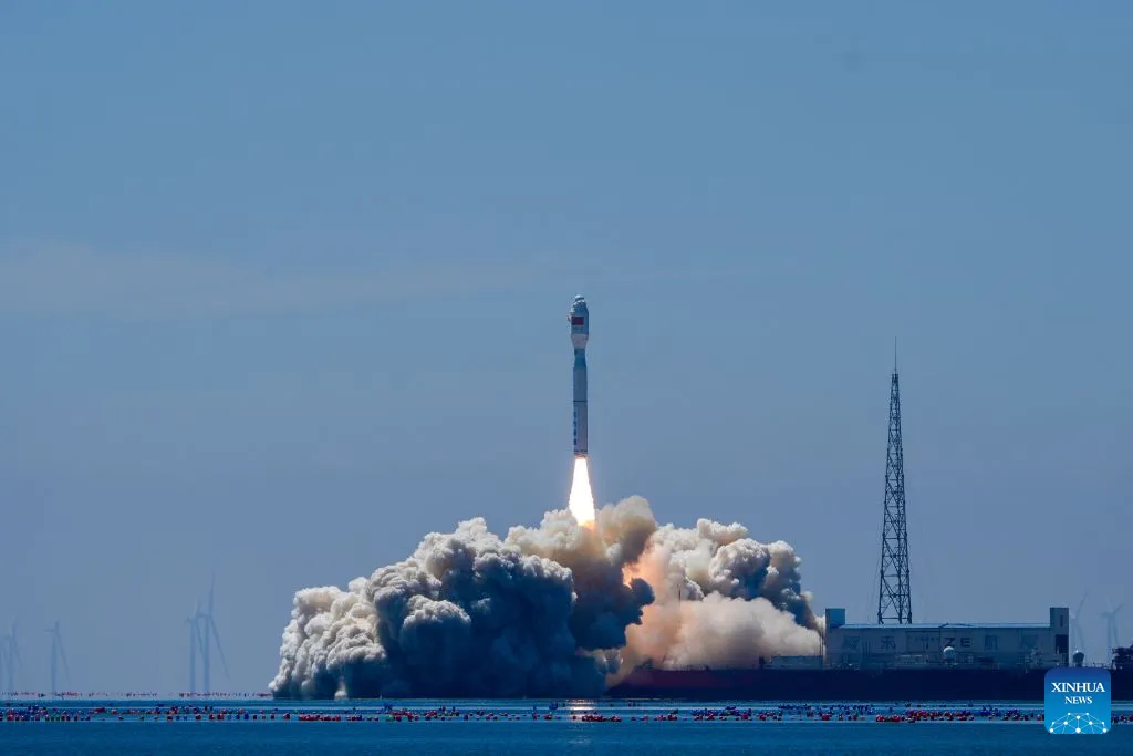 China’s Smart Dragon-3 rocket successfully launches 2 satellites from sea