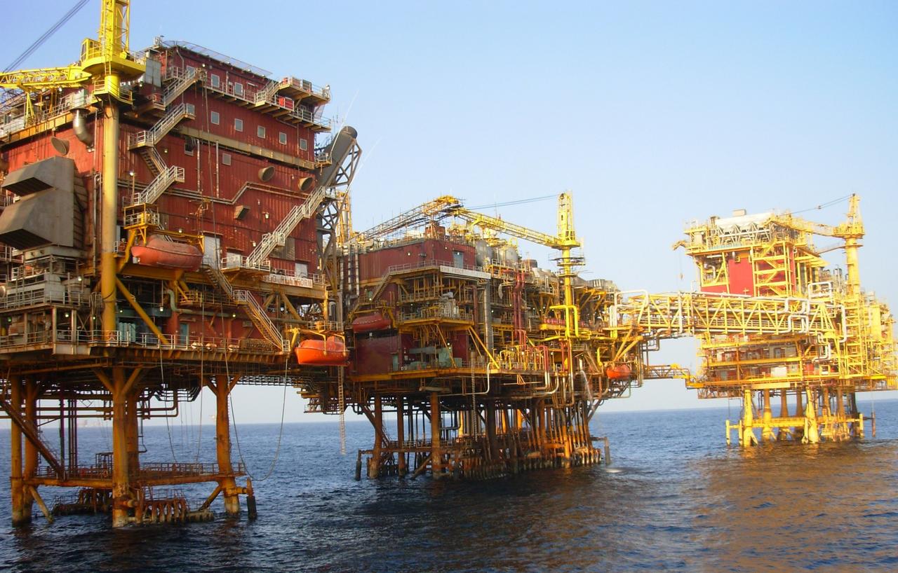 OilComm and FleetComm Case Studies Introduction