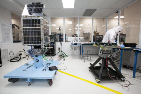 SmallSat Entrepreneurs Eye Commercial Market Over Government