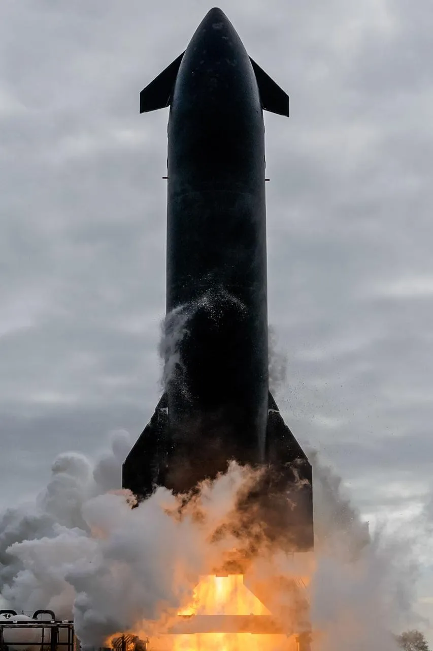 SpaceX Completes 33-Engine Static Fire of Booster 21 Ahead of Starship Flight 14