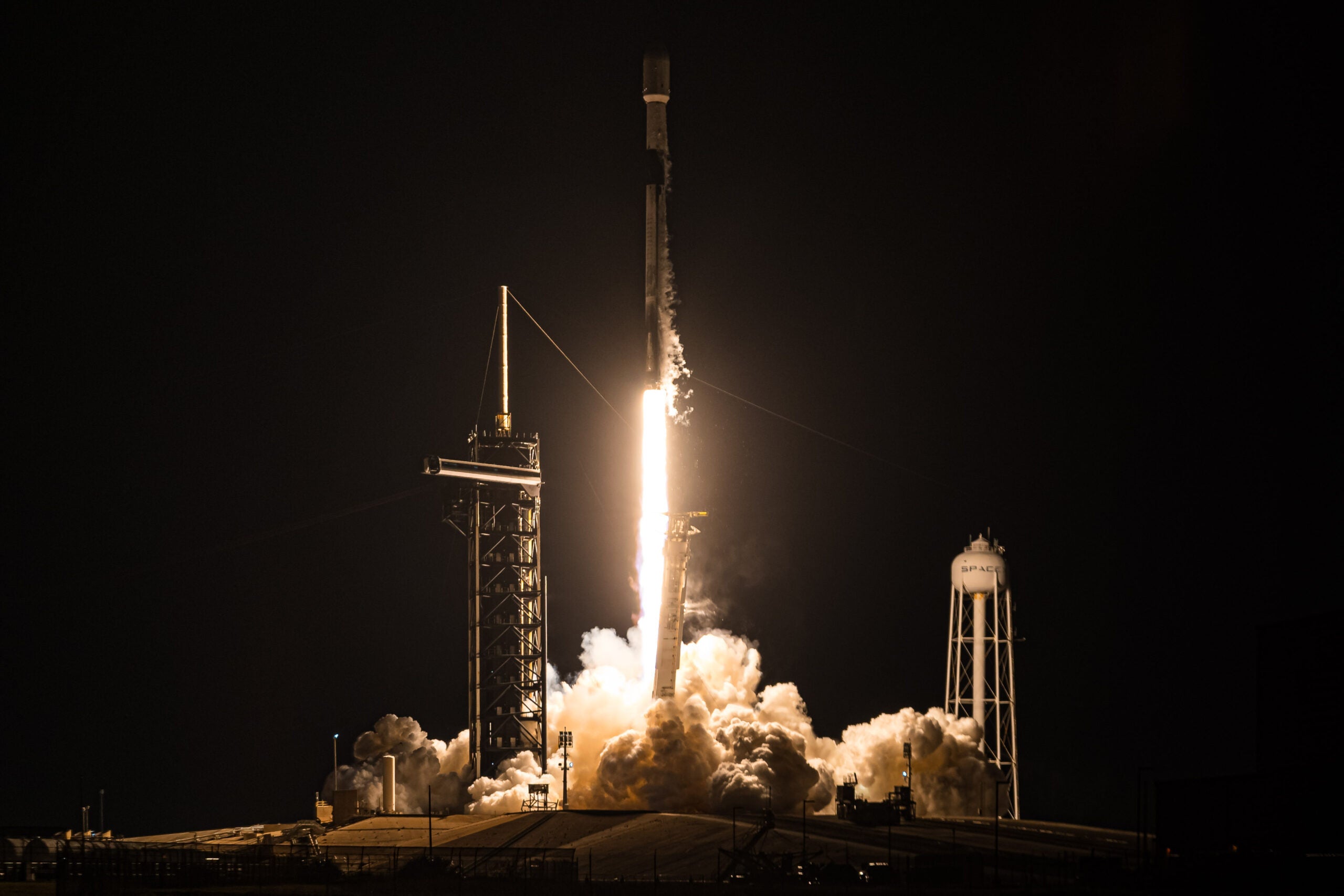 SpaceX Launches SpainSat Military Communications Mission for Hisdesat